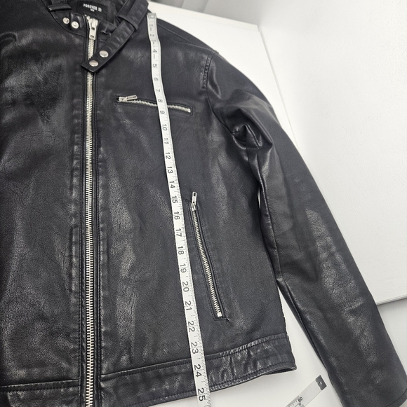 Moto jacket - Picture 8 of 10